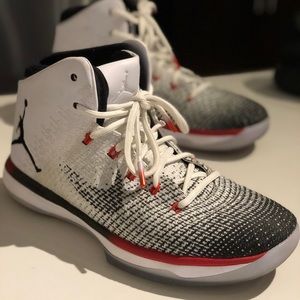 Air Jordan XXXI size 9